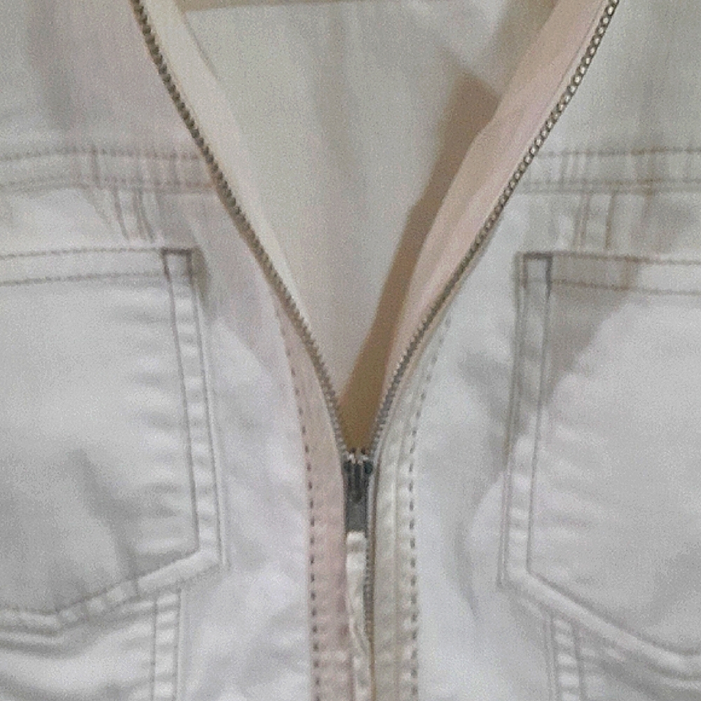 Sigrid Olsen White Jean Jacket with Tailored Fit - Picture 6 of 6